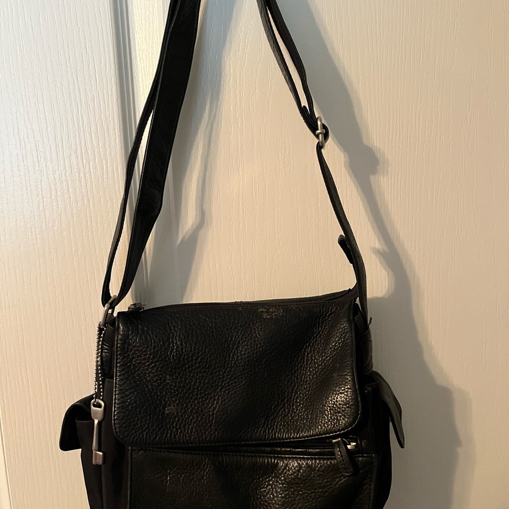 Fossil shoulder bag